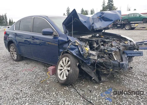 2010 Subaru Legacy 2.5I Limited из США, поврежденный, VIN 4S3BMBK67A3228619